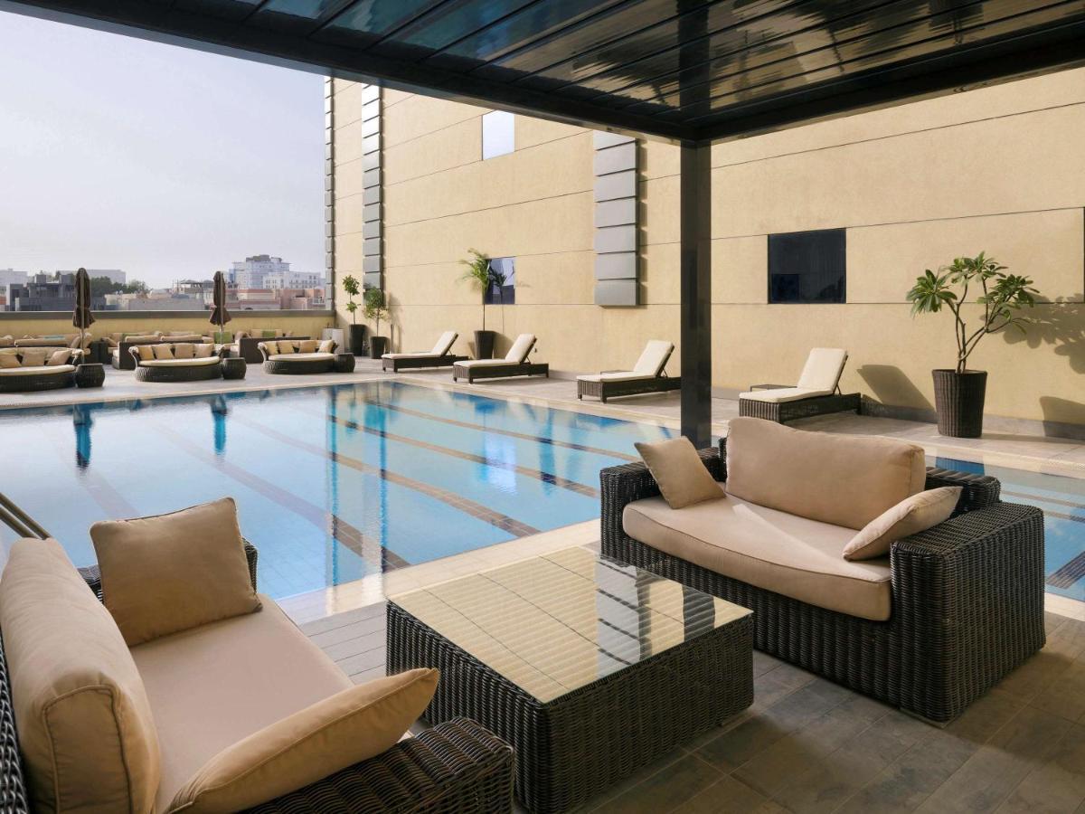 Adagio Aparthotel Jeddah Malik Road Bagian luar foto