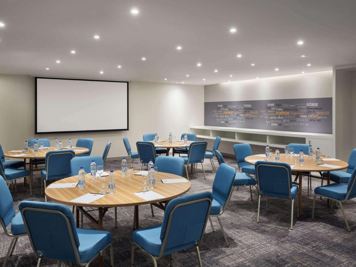 Adagio Aparthotel Jeddah Malik Road Bagian luar foto