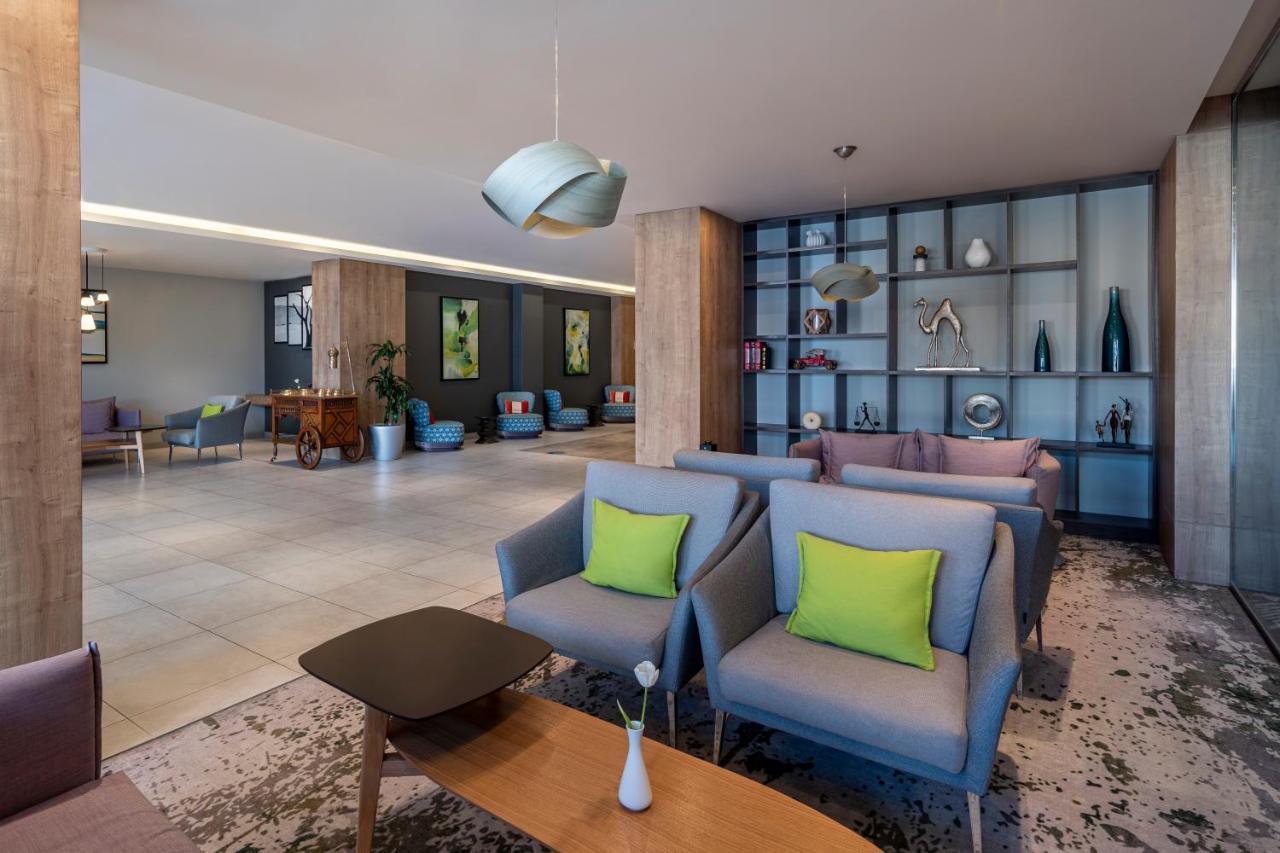 Adagio Aparthotel Jeddah Malik Road Bagian luar foto