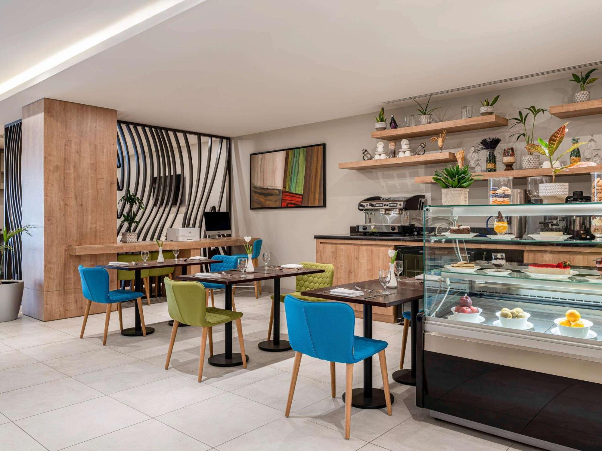 Adagio Aparthotel Jeddah Malik Road Bagian luar foto