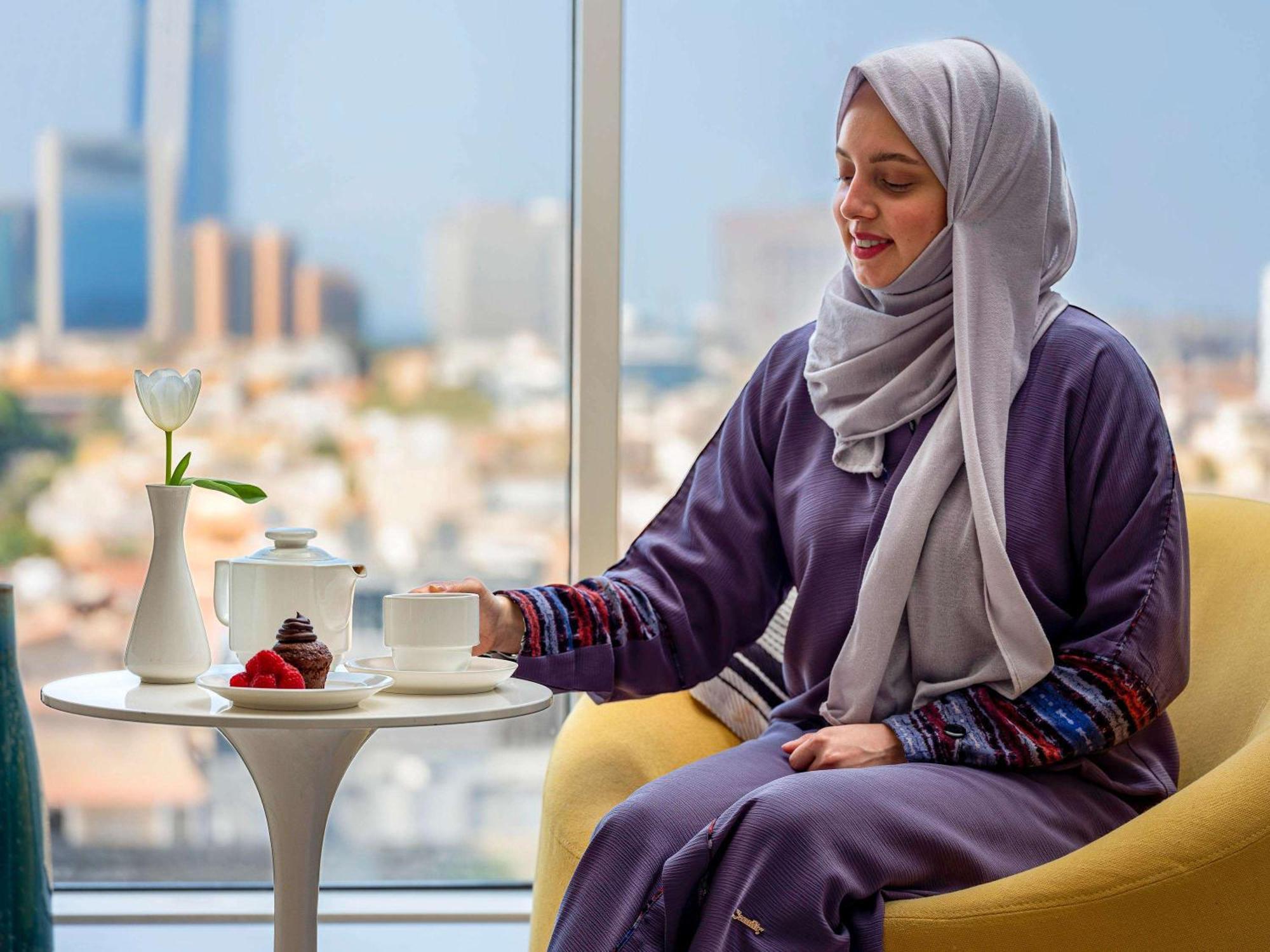 Adagio Aparthotel Jeddah Malik Road Bagian luar foto